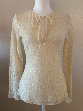 Elie Tahari. Lace Top. Ivory.